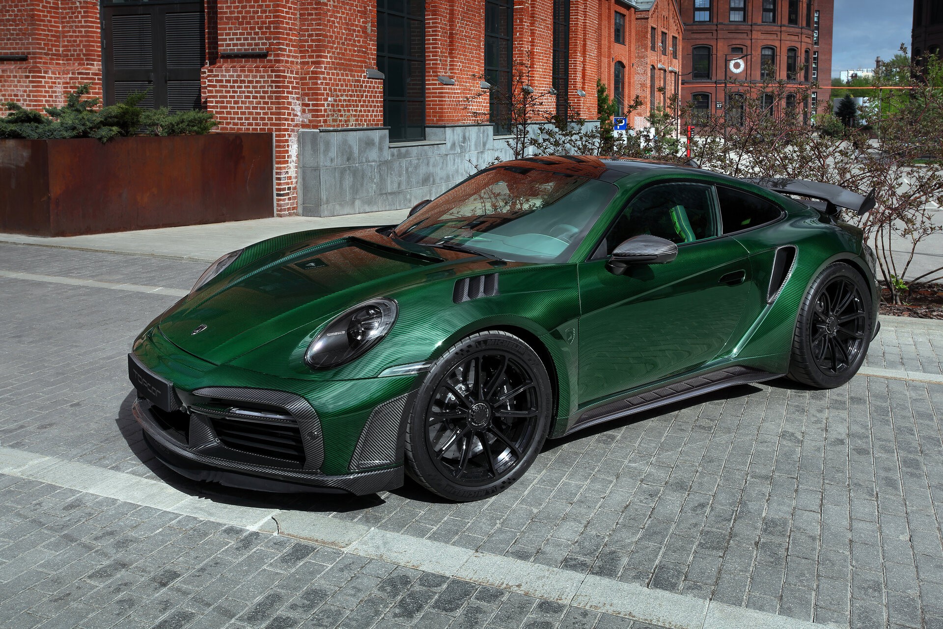 TOP CAR FULL CARBON BODY KIT FOR PORSCHE