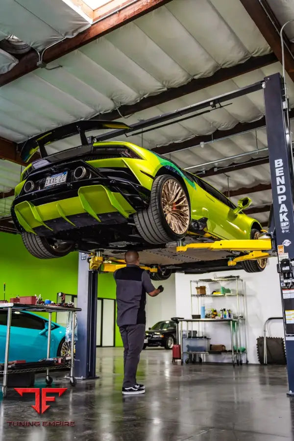 1016 LAMBORGHINI HURACAN LP610 V2 CARBON PARTS