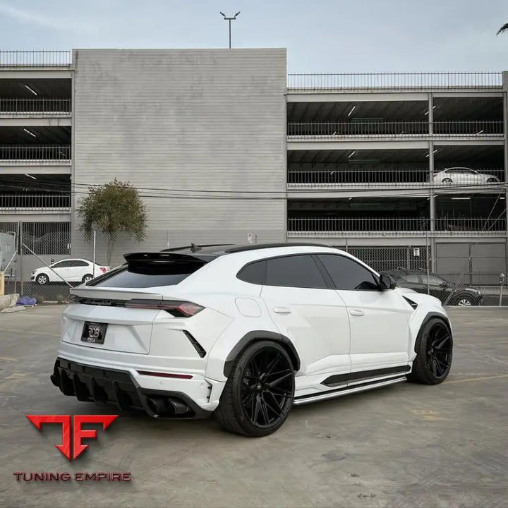 1016 LAMBORGHINI URUS CARBON PARTS + WIDE BODY KIT