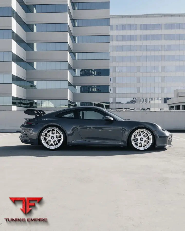 1016 PORSCHE 992 GT3 RS CARBON PARTS