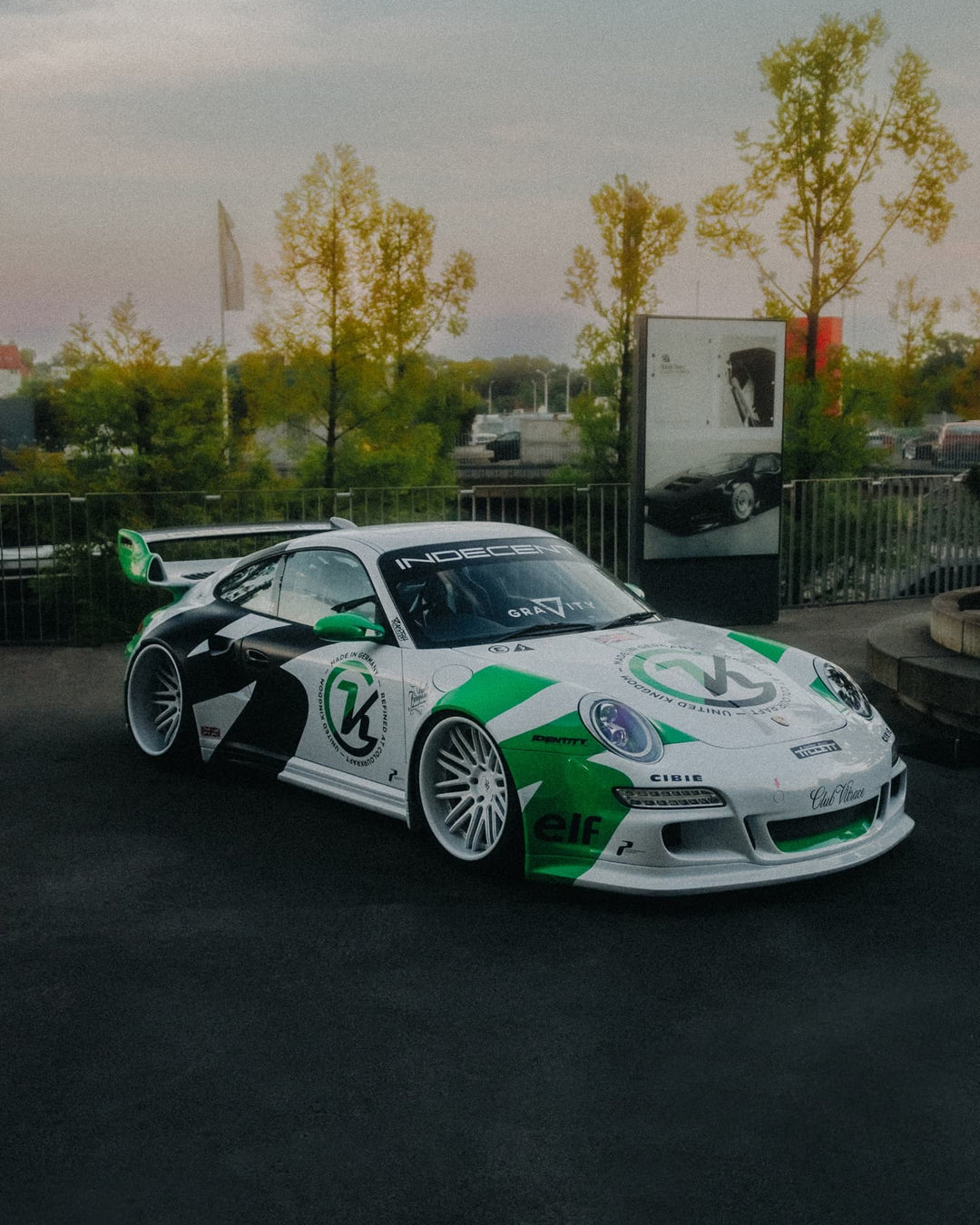 PORSCHE BODY KIT AND FORGED WHEELS-26