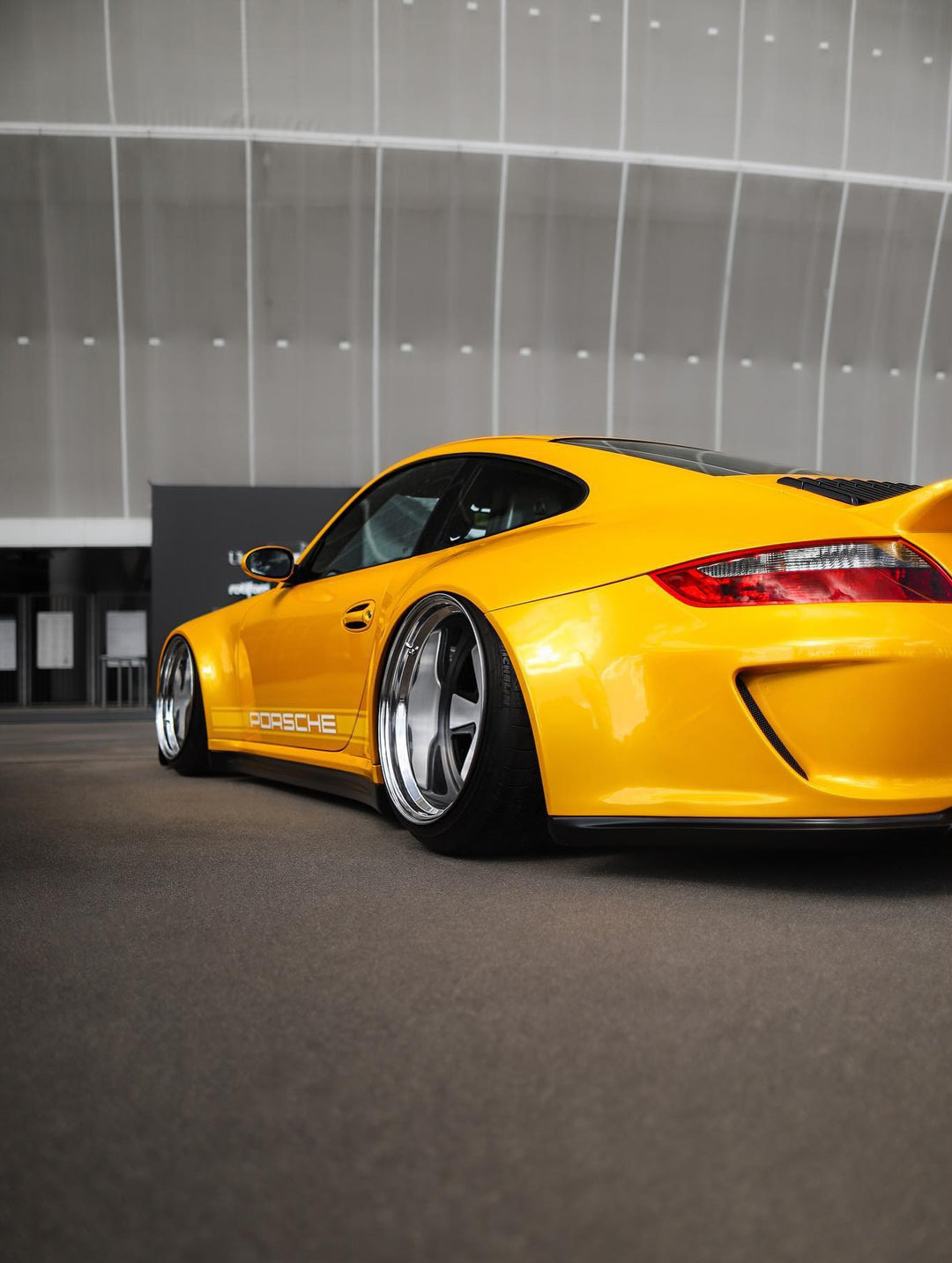 PORSCHE BODY KIT AND FORGED WHEELS-14