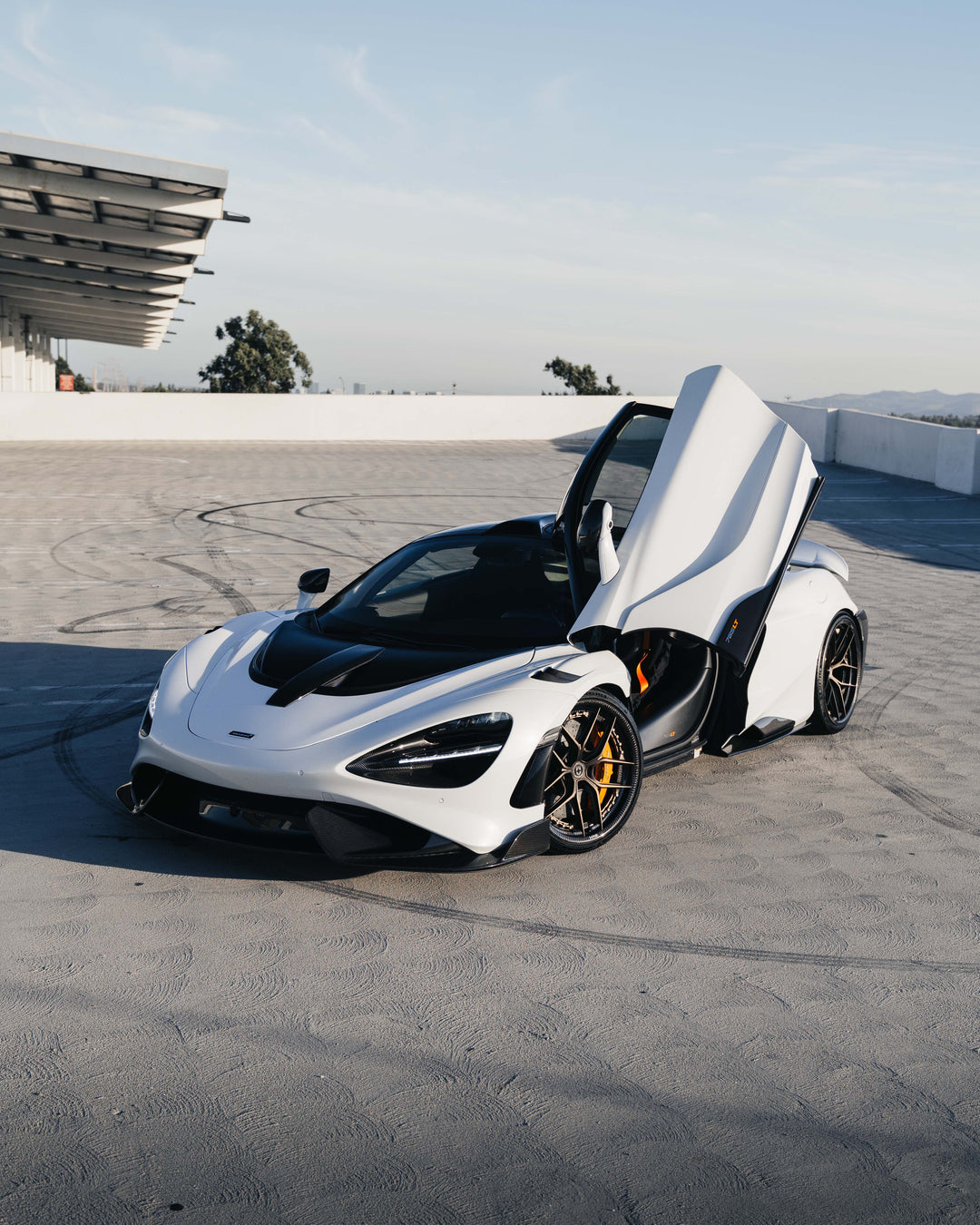 MCLAREN 765LT FORGED WHEELS AND EXHAUST SYSTEM