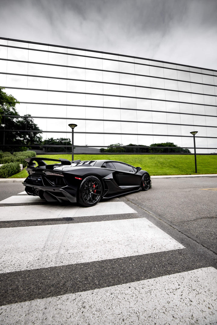 LAMBORGHINI AVENTADOR SVJ FORGED WHEELS AND EXHAUST SYSTEM