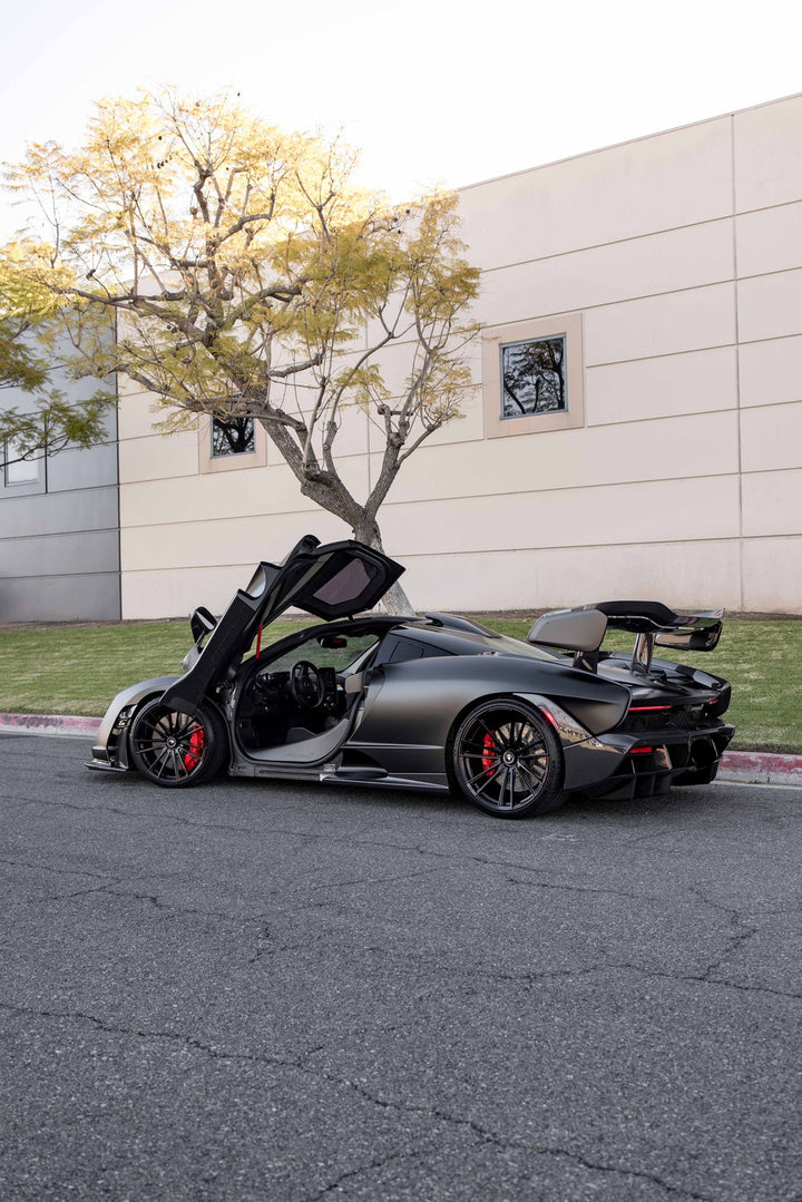 MCLAREN SENNA FORGED WHEELS AND EXHAUST SYSTEM