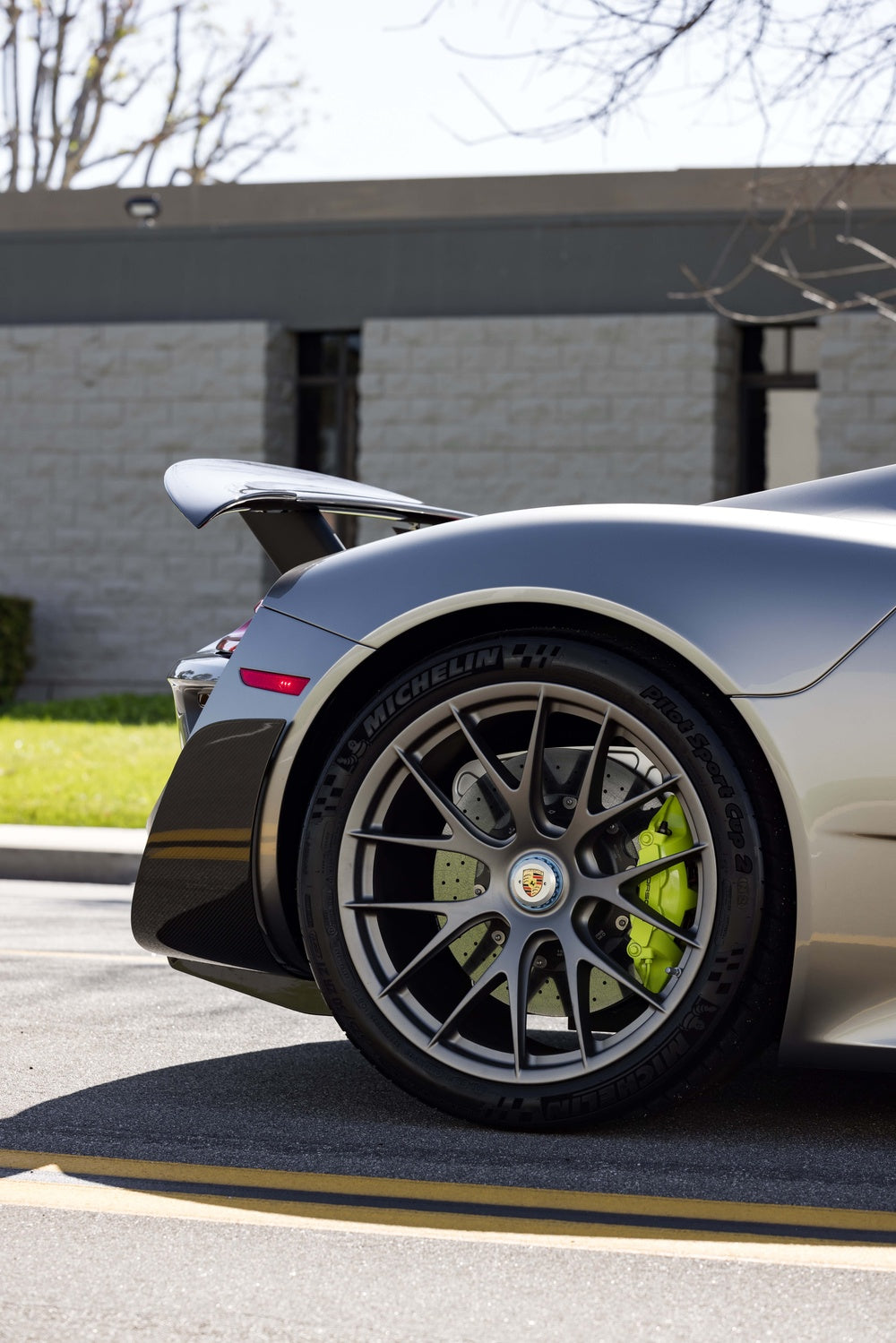 PORSCHE 918 FORGED WHEELS AND EXHAUST SYSTEM