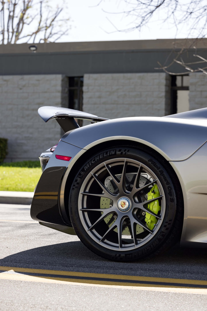 PORSCHE 918 FORGED WHEELS AND EXHAUST SYSTEM