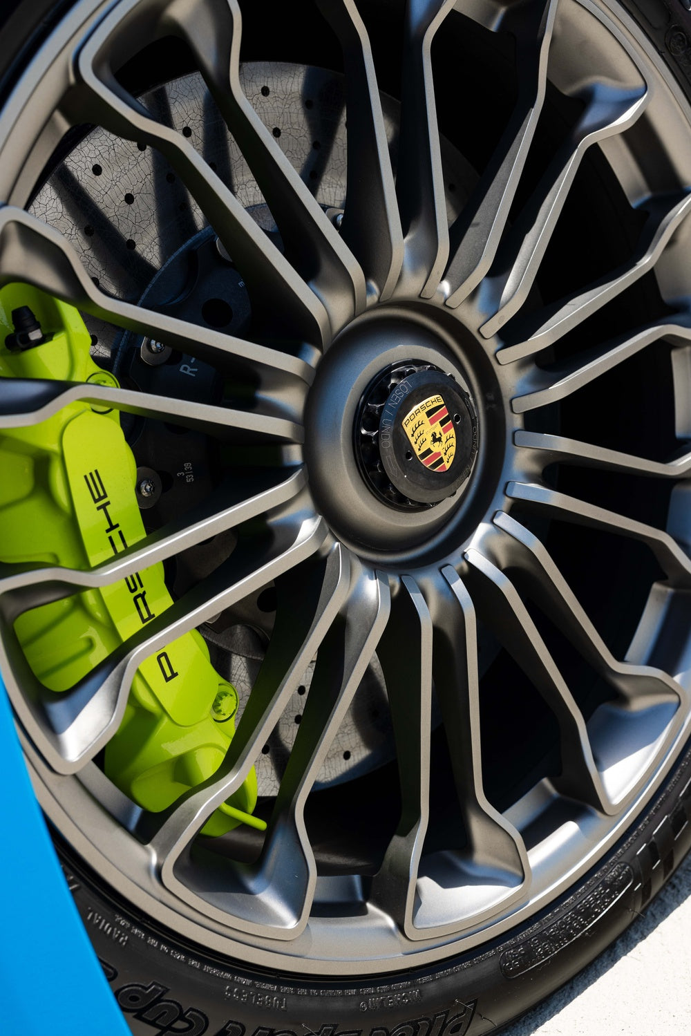 PORSCHE 918 FORGED WHEELS AND EXHAUST SYSTEM