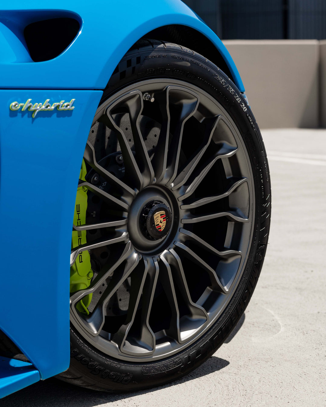 PORSCHE 918 FORGED WHEELS AND EXHAUST SYSTEM