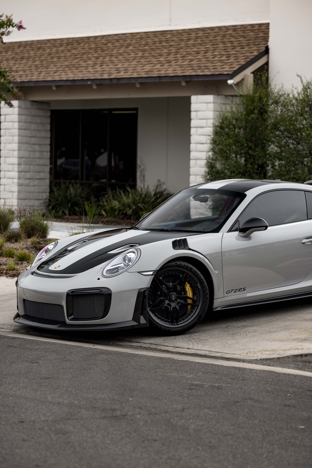 PORSCHE GT2RS FORGED WHEELS AND EXHAUST SYSTEM
