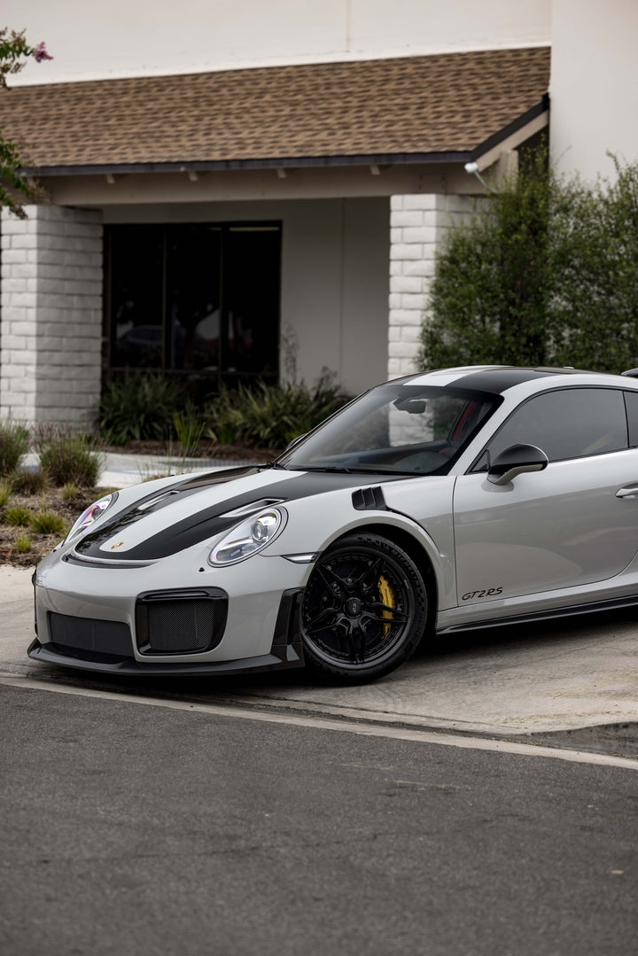 PORSCHE GT2RS FORGED WHEELS AND EXHAUST SYSTEM