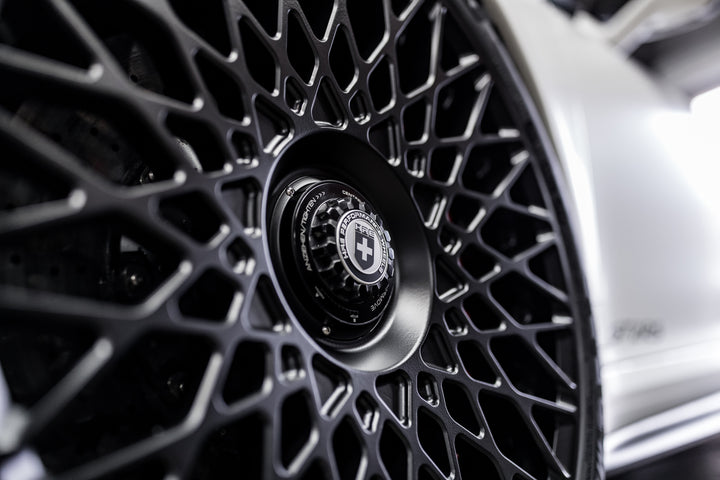 PORSCHE GT2RS FORGED WHEELS AND EXHAUST SYSTEM