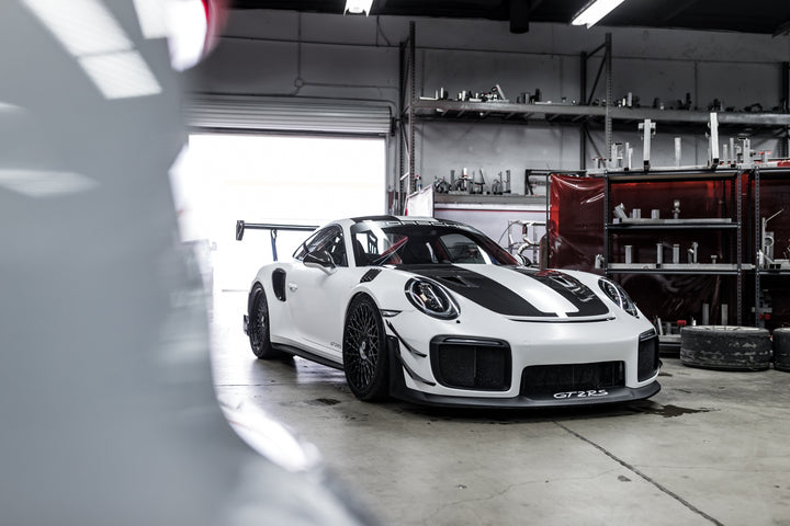 PORSCHE GT2RS FORGED WHEELS AND EXHAUST SYSTEM