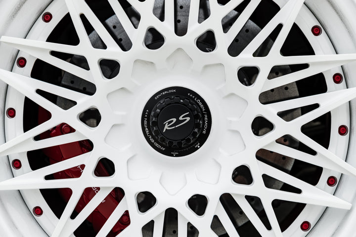 PORSCHE GT2RS FORGED WHEELS AND EXHAUST SYSTEM