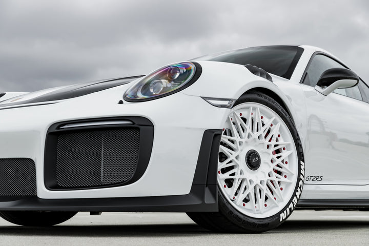 PORSCHE GT3 FORGED WHEELS AND EXHAUST SYSTEM