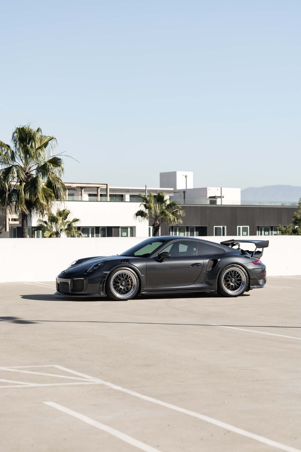 PORSCHE GT2RS FORGED WHEELS AND EXHAUST SYSTEM
