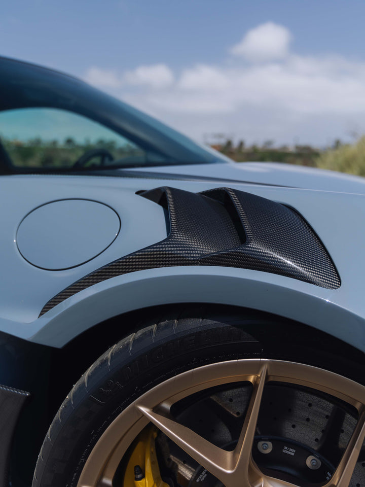 PORSCHE GT3RS FORGED WHEELS AND EXHAUST SYSTEM