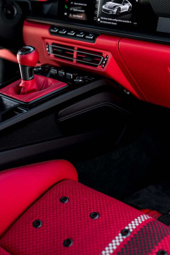 PORSCHE GT3 FORGED WHEELS AND EXHAUST SYSTEM