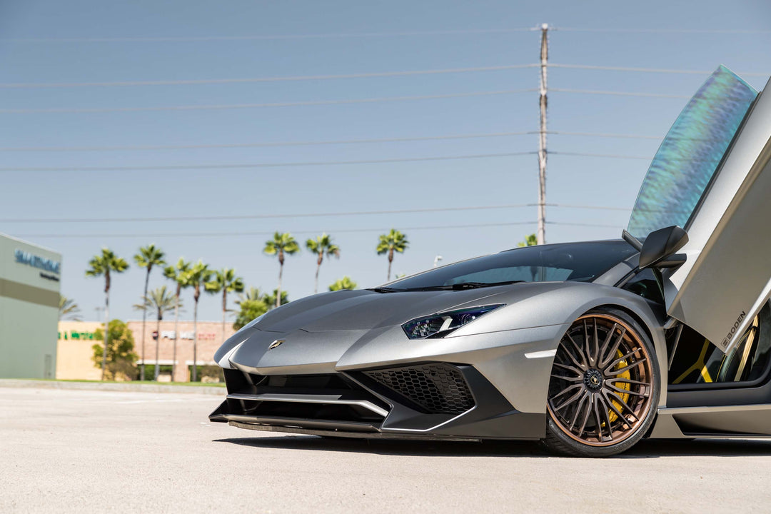 LAMBORGHINI AVENTADOR SV FORGED WHEELS AND EXHAUST SYSTEM