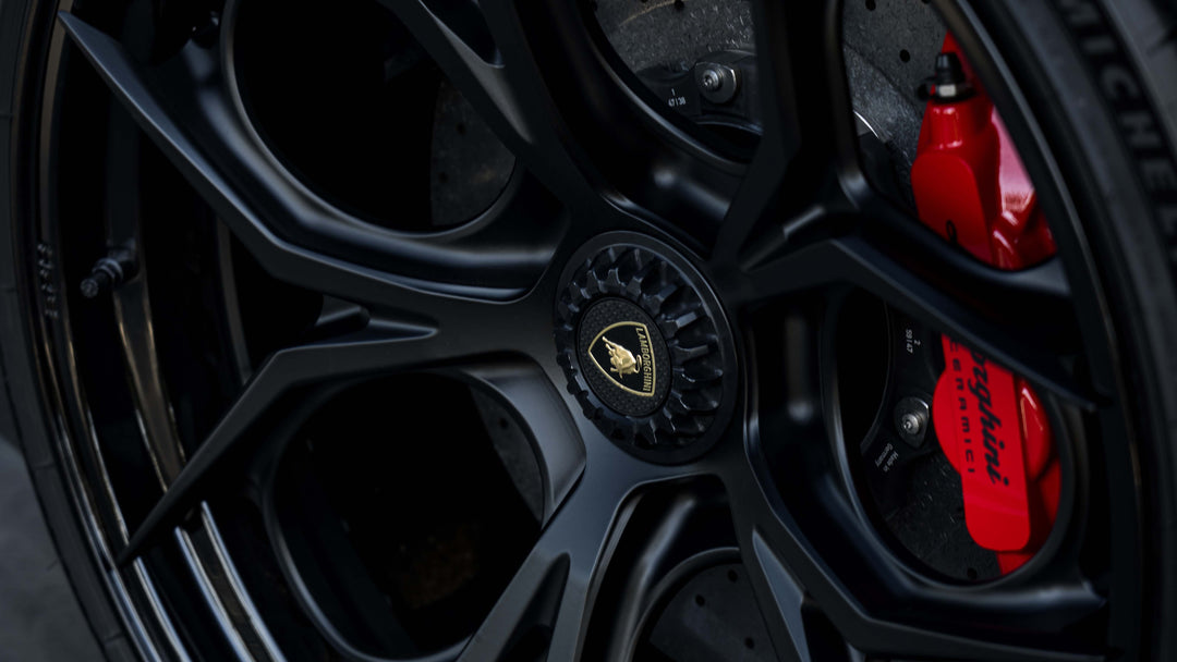 LAMBORGHINI AVENTADOR SVJ FORGED WHEELS AND EXHAUST SYSTEM