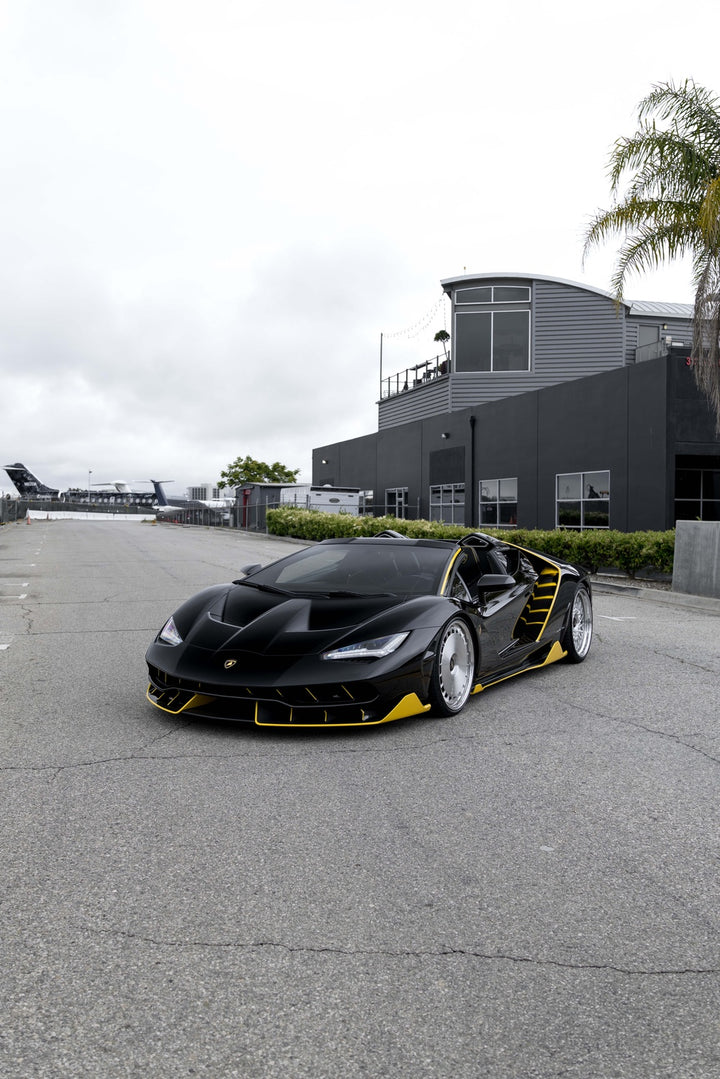 LAMBORGHINI URUS CENTENARIO WHEELS AND EXHAUST SYSTEM