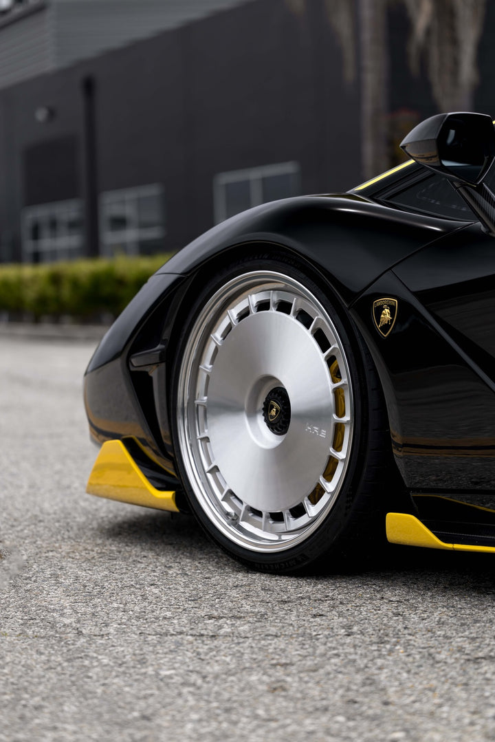 LAMBORGHINI URUS CENTENARIO WHEELS AND EXHAUST SYSTEM