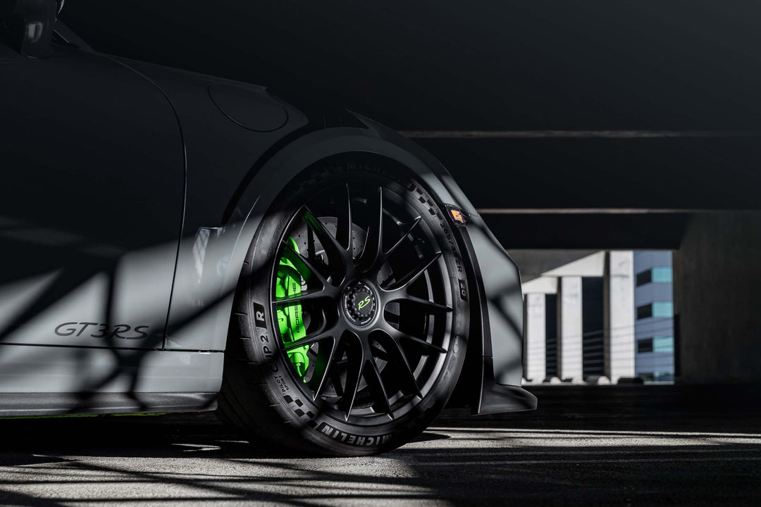 PORSCHE GT3RS FORGED WHEELS AND EXHAUST SYSTEM