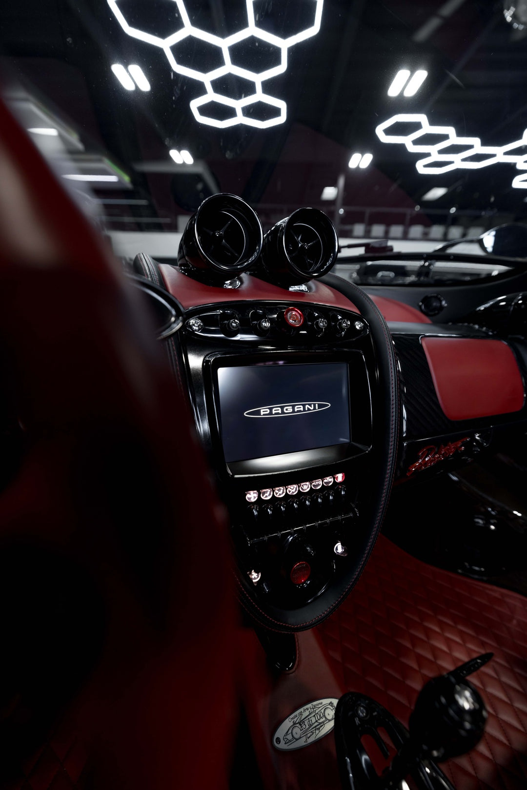 PAGANI HUAYRA R FORGED WHEELS AND EXHAUST SYSTEM