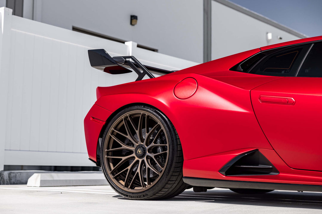 LAMBORGHINI HURACAN STO FORGED WHEELS AND EXHAUST SYSTEM