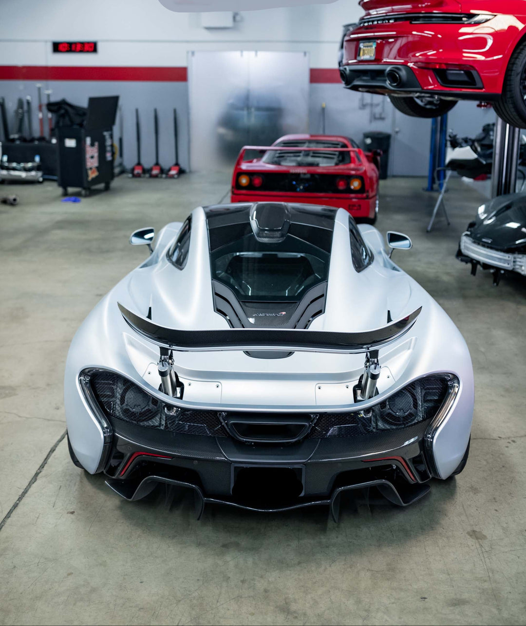 MCLAREN P1 FORGED WHEELS AND EXHAUST SYSTEM