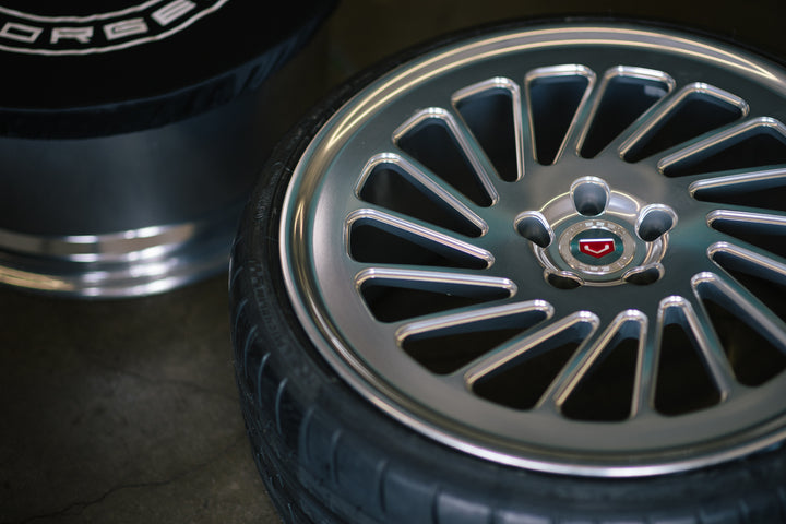 VOLKSWAGEN PASSAT FORGED WHEELS AND EXHAUST SYSTEM