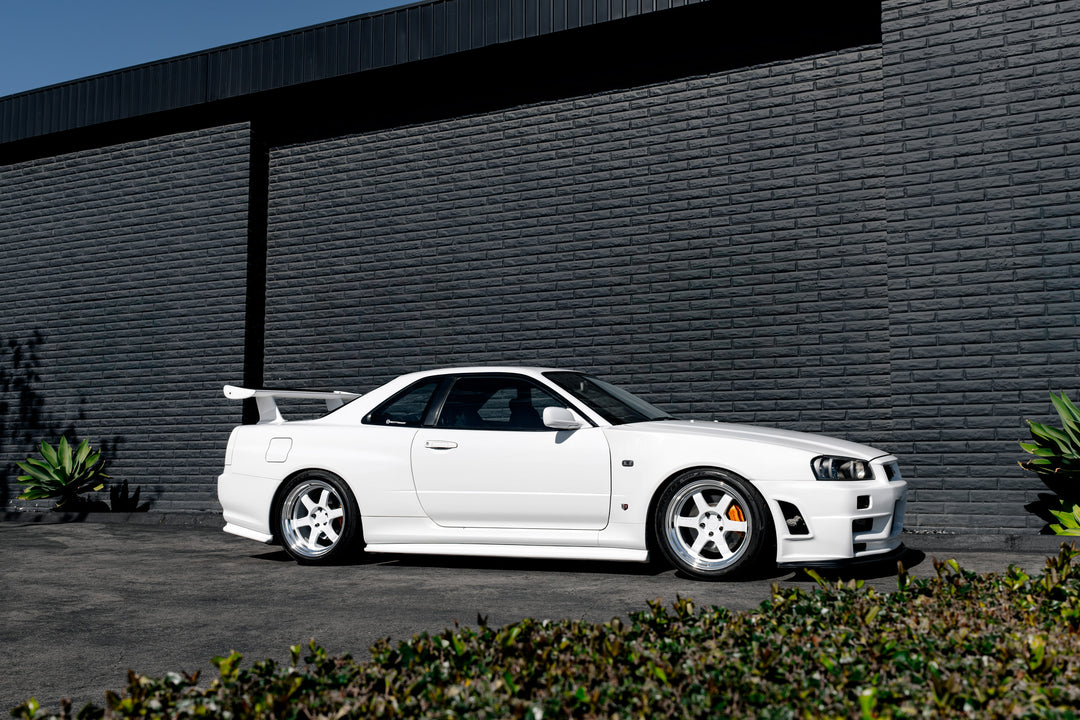 NISSAN GTR FORGED WHEELS AND EXHAUST SYSTEM