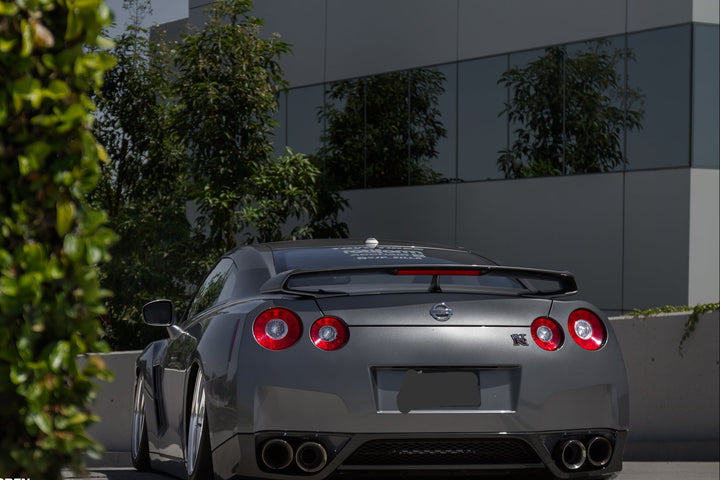 NISSAN GTR FORGED WHEELS AND EXHAUST SYSTEM