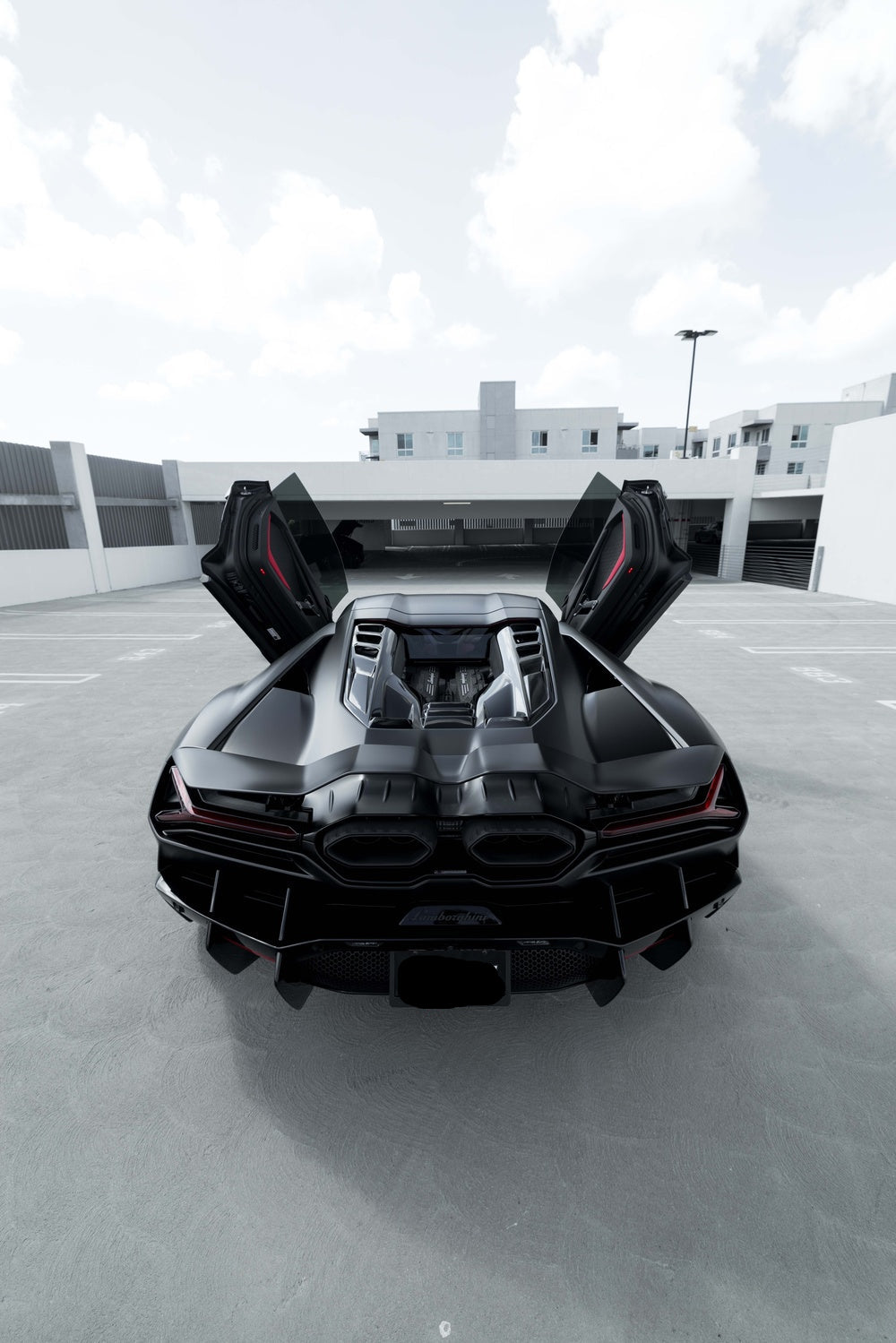 LAMBORGHINI REVUELTO FORGED WHEELS AND EXHAUST SYSTEM