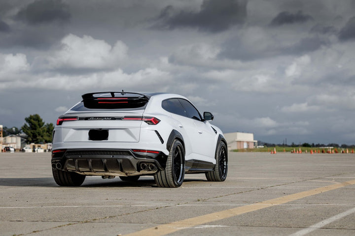 LAMBORGHINI URUS FORGED WHEELS AND EXHAUST SYSTEM