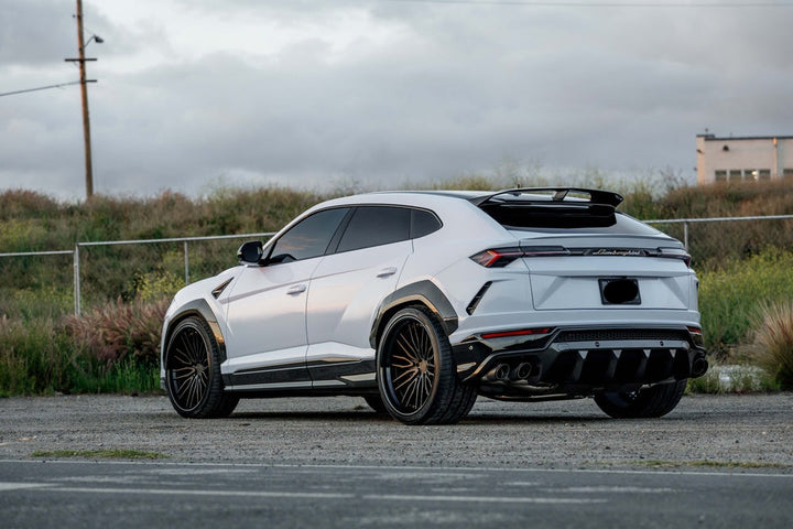 LAMBORGHINI URUS FORGED WHEELS AND EXHAUST SYSTEM