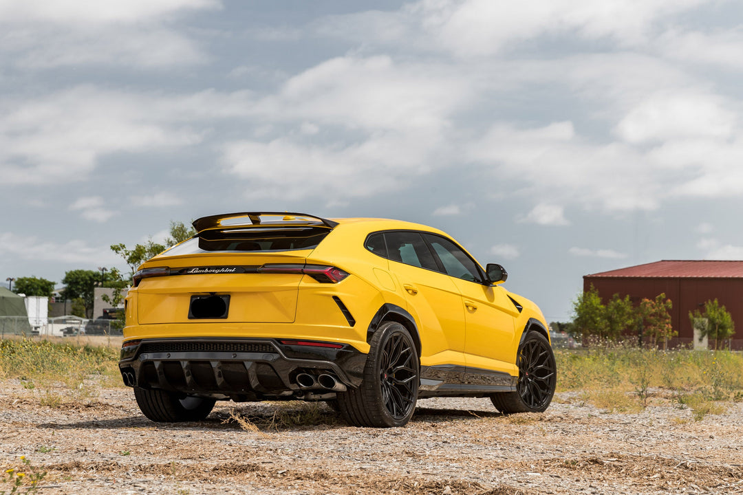 LAMBORGHINI URUS FORGED WHEELS AND EXHAUST SYSTEM