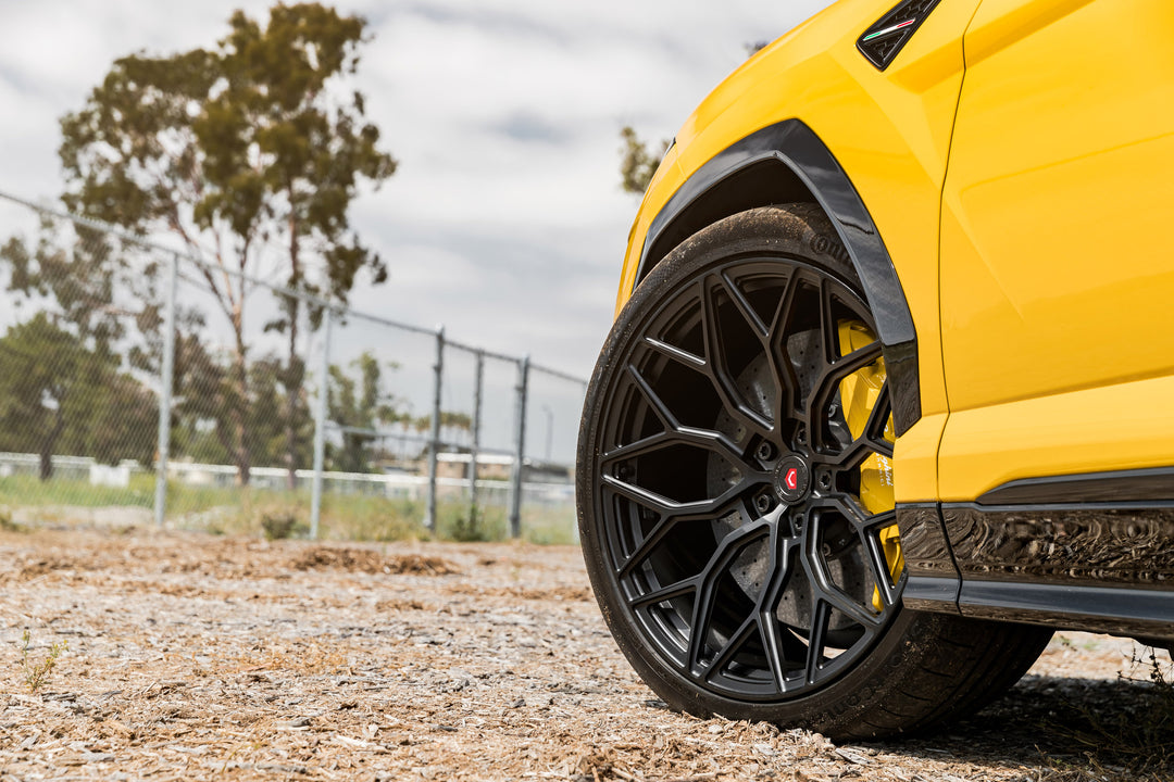 LAMBORGHINI URUS FORGED WHEELS AND EXHAUST SYSTEM