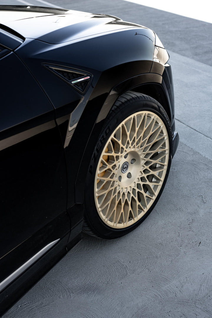 LAMBORGHINI URUS FORGED WHEELS AND EXHAUST SYSTEM