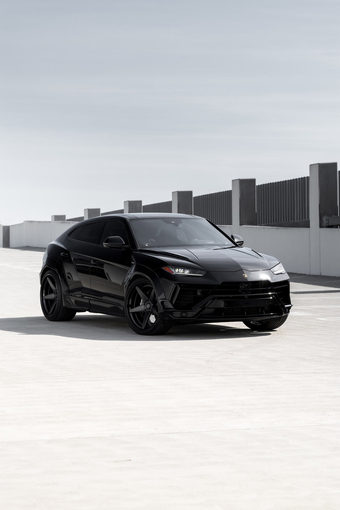 LAMBORGHINI URUS S FORGED WHEELS AND EXHAUST SYSTEM