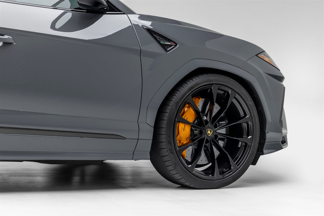LAMBORGHINI URUS FORGED WHEELS AND EXHAUST SYSTEM