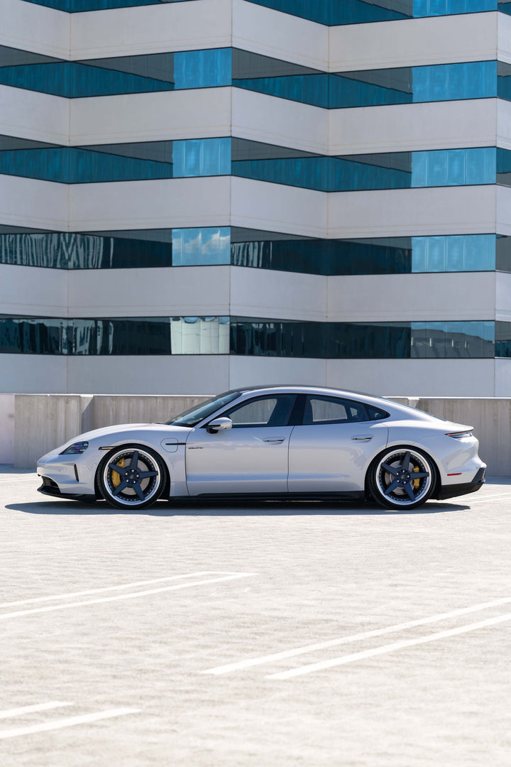 PORSCHE TAYCAN GTS FORGED WHEELS AND EXHAUST SYSTEM