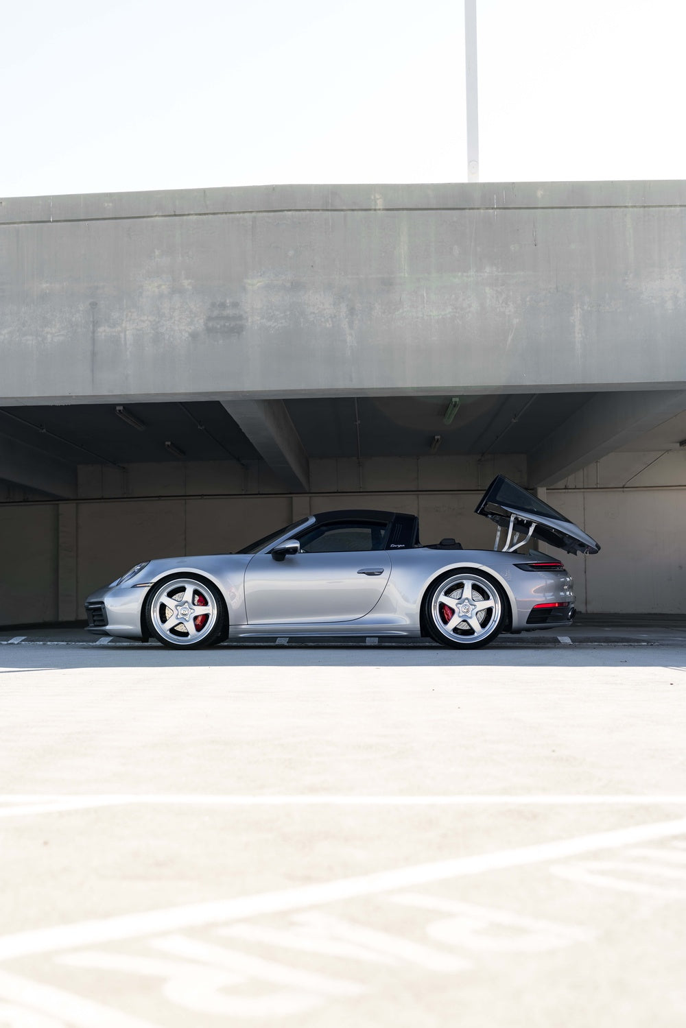 PORSCHE 911 FORGED WHEELS AND EXHAUST SYSTEM