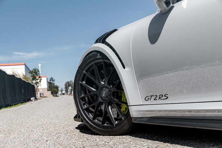 PORSCHE GT2RS FORGED WHEELS AND EXHAUST SYSTEM