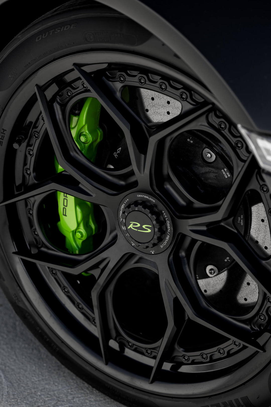 PORSCHE GT3RS FORGED WHEELS AND EXHAUST SYSTEM