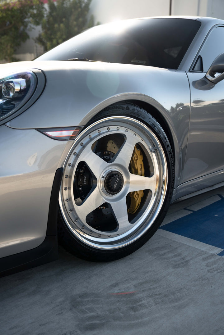 PORSCHE GT3 FORGED WHEELS AND EXHAUST SYSTEM