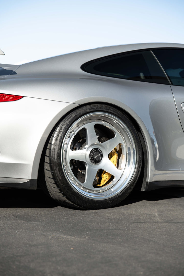 PORSCHE GT3 FORGED WHEELS AND EXHAUST SYSTEM