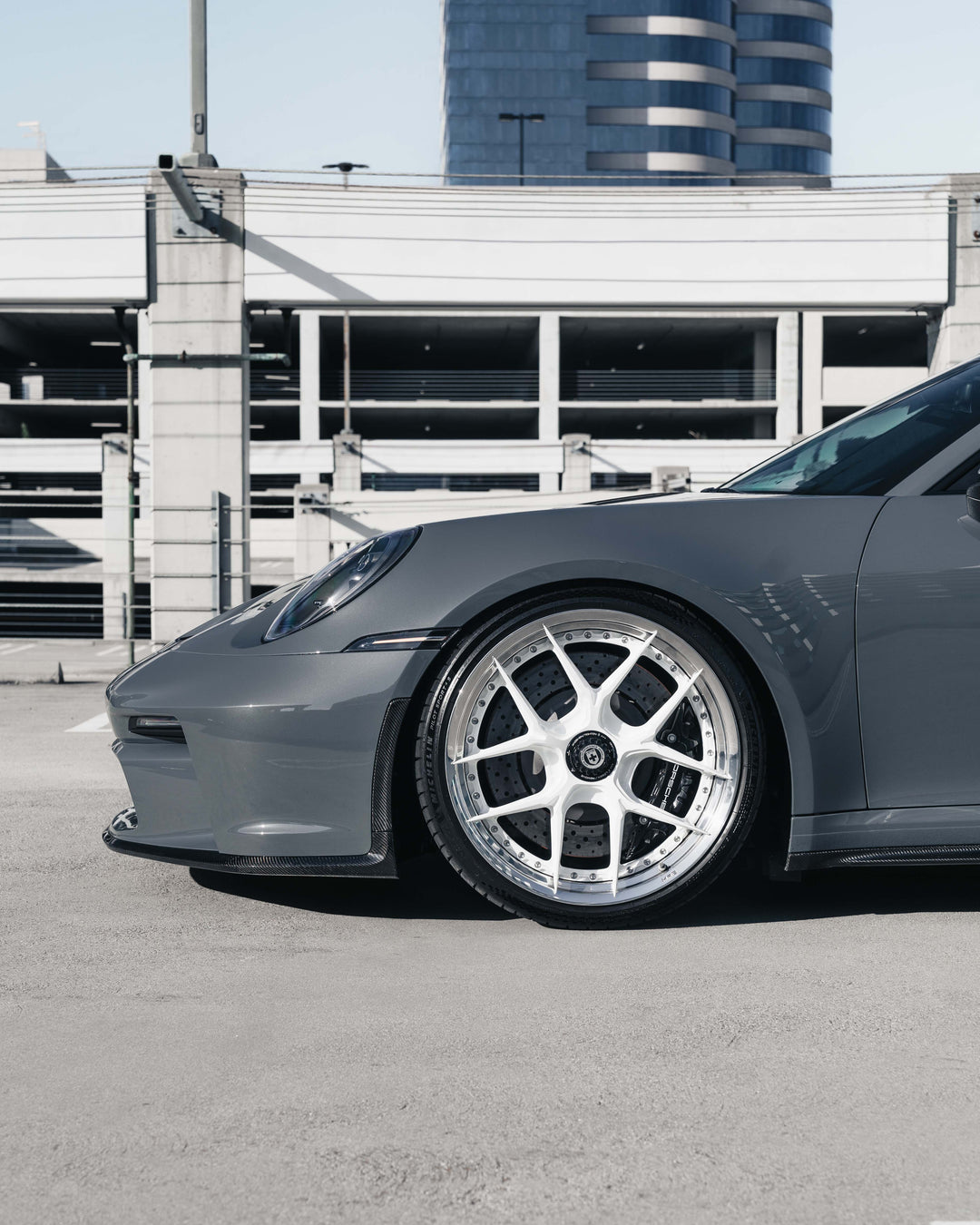 PORSCHE GT3 FORGED WHEELS AND EXHAUST SYSTEM