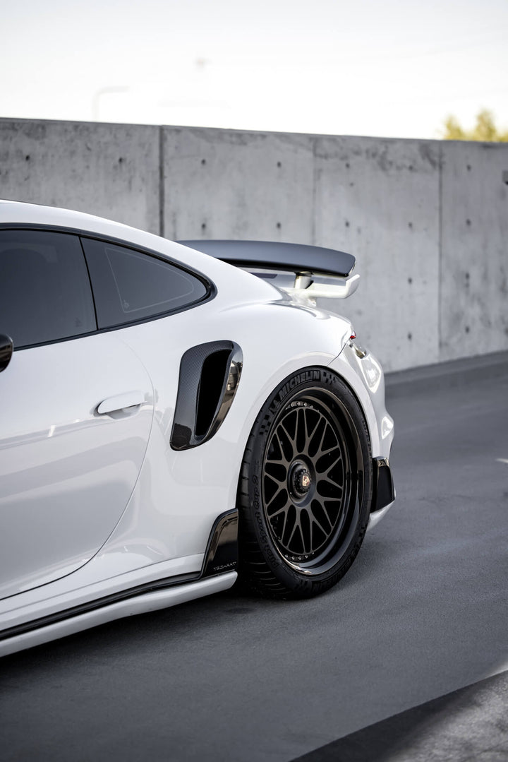 PORSCHE 911 TURBO FORGED WHEELS AND EXHAUST SYSTEM