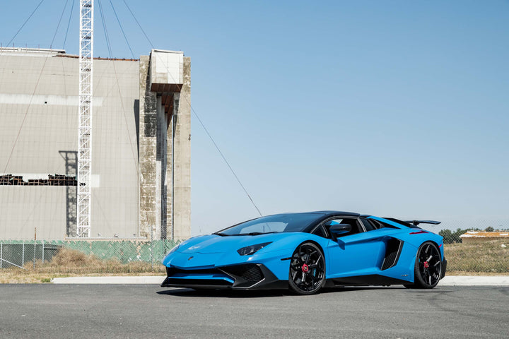 LAMBORGHINI AVENTADOR SV FORGED WHEELS AND EXHAUST SYSTEM